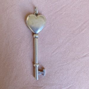 Vintage Sterling Silver Tiffany & Co. Heart Locket